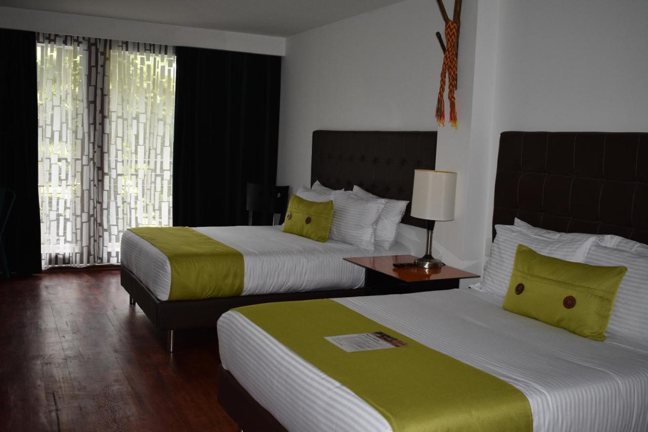 Hotel Bambu Inn Σαλέντο Εξωτερικό φωτογραφία