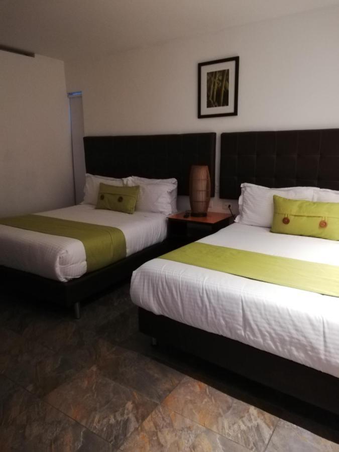 Hotel Bambu Inn Σαλέντο Εξωτερικό φωτογραφία
