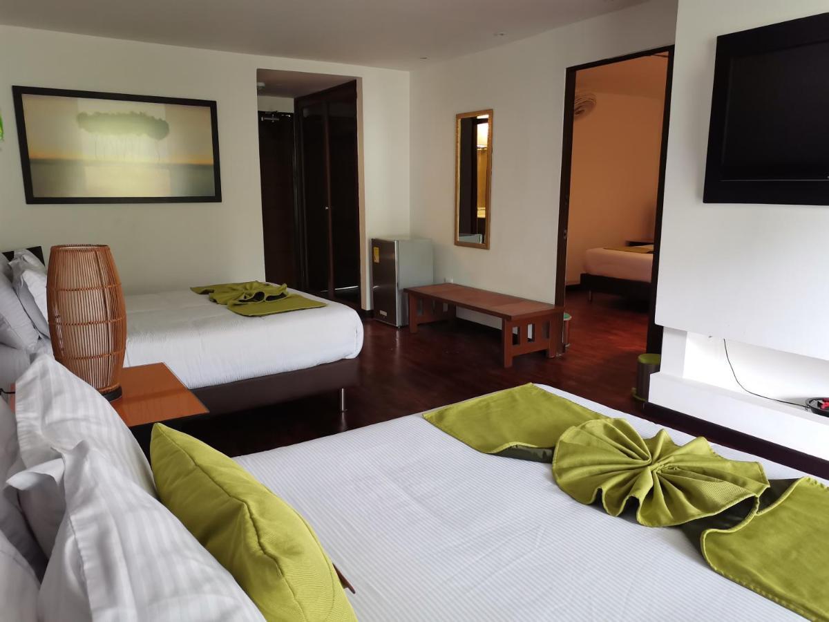 Hotel Bambu Inn Σαλέντο Εξωτερικό φωτογραφία