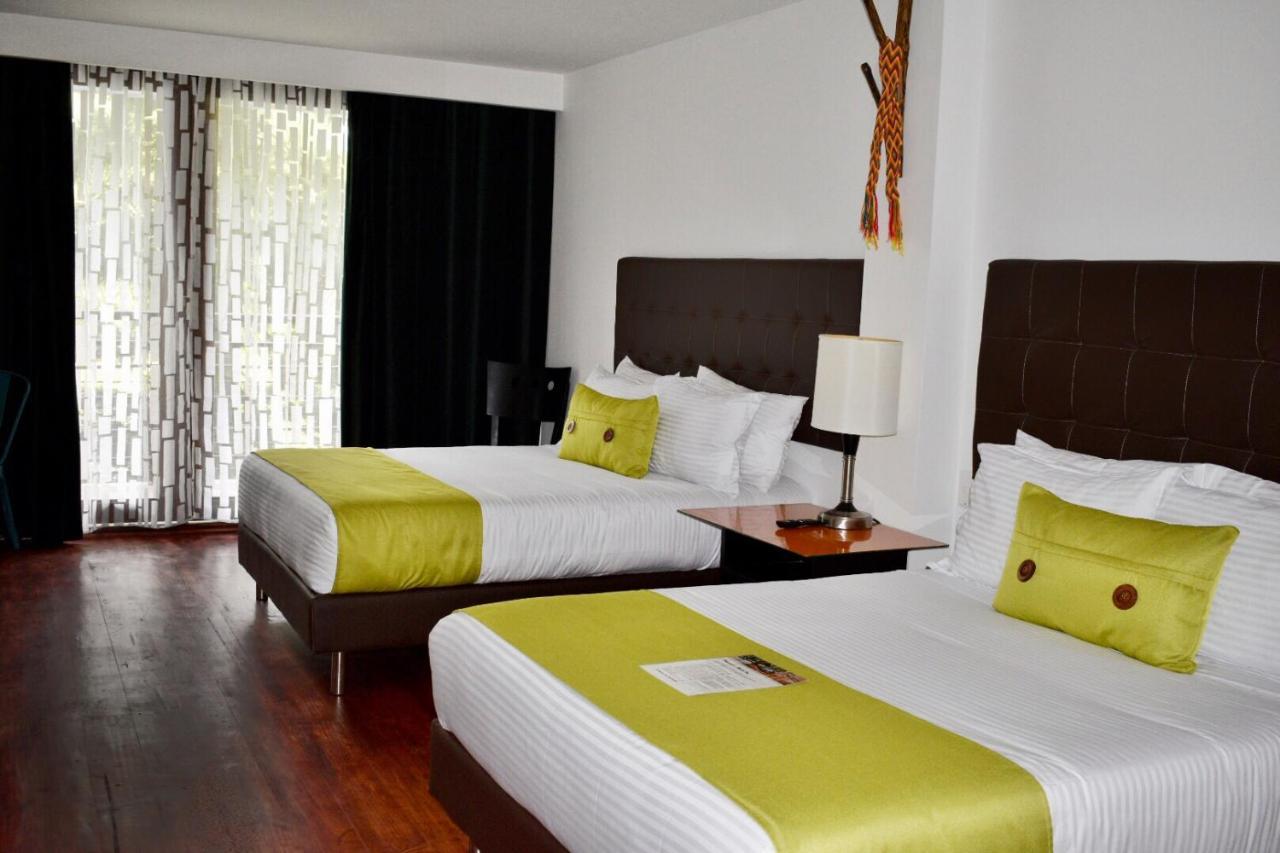 Hotel Bambu Inn Σαλέντο Εξωτερικό φωτογραφία